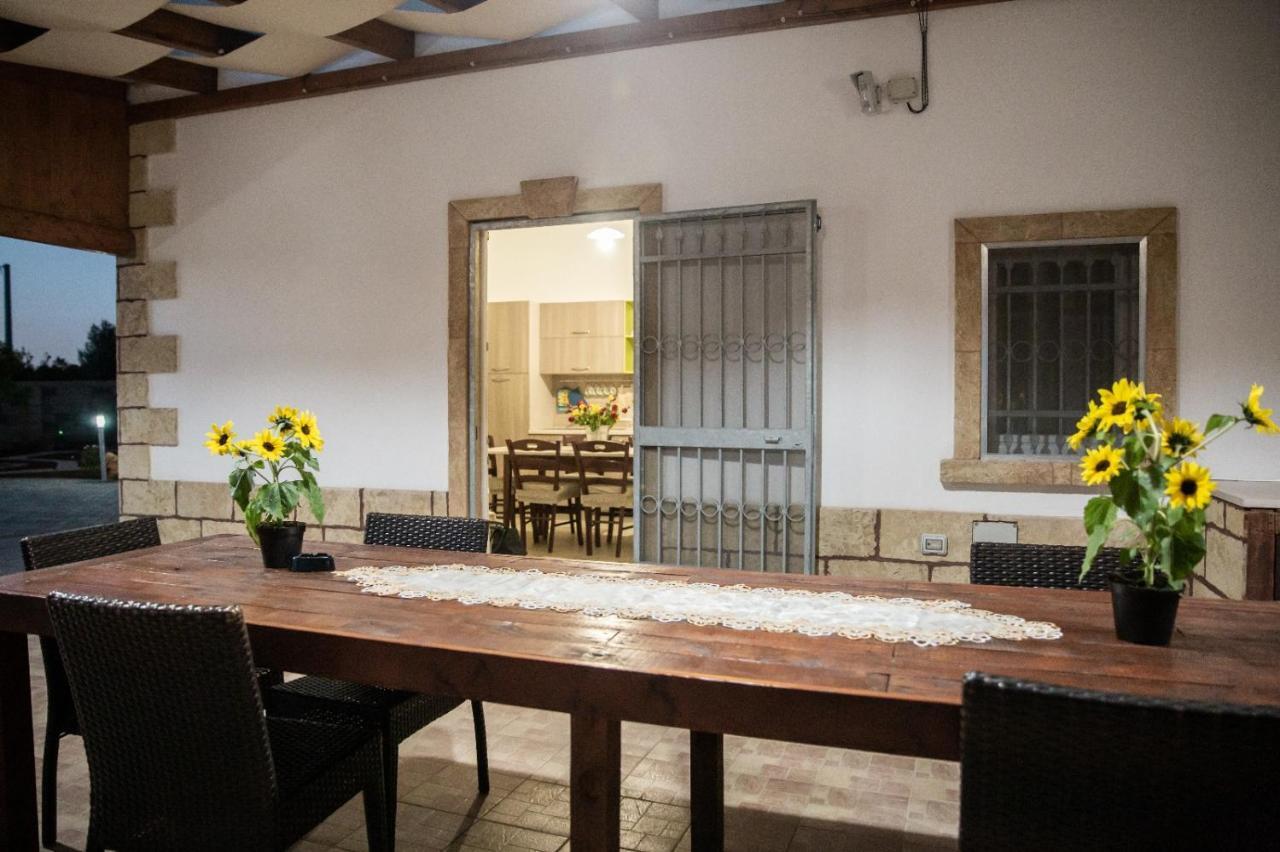 Villetta Mari Con Piscina Esclusiva Nel Salento Capilungo Exterior foto